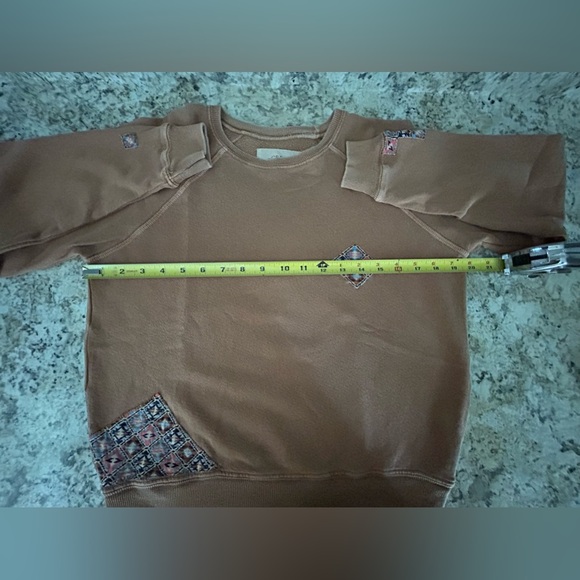 The GREAT. Shrunken Sweatshirt Patchwork Appliqués Crew Neck Sand Size 0 XS/2 - Picture 10 of 12